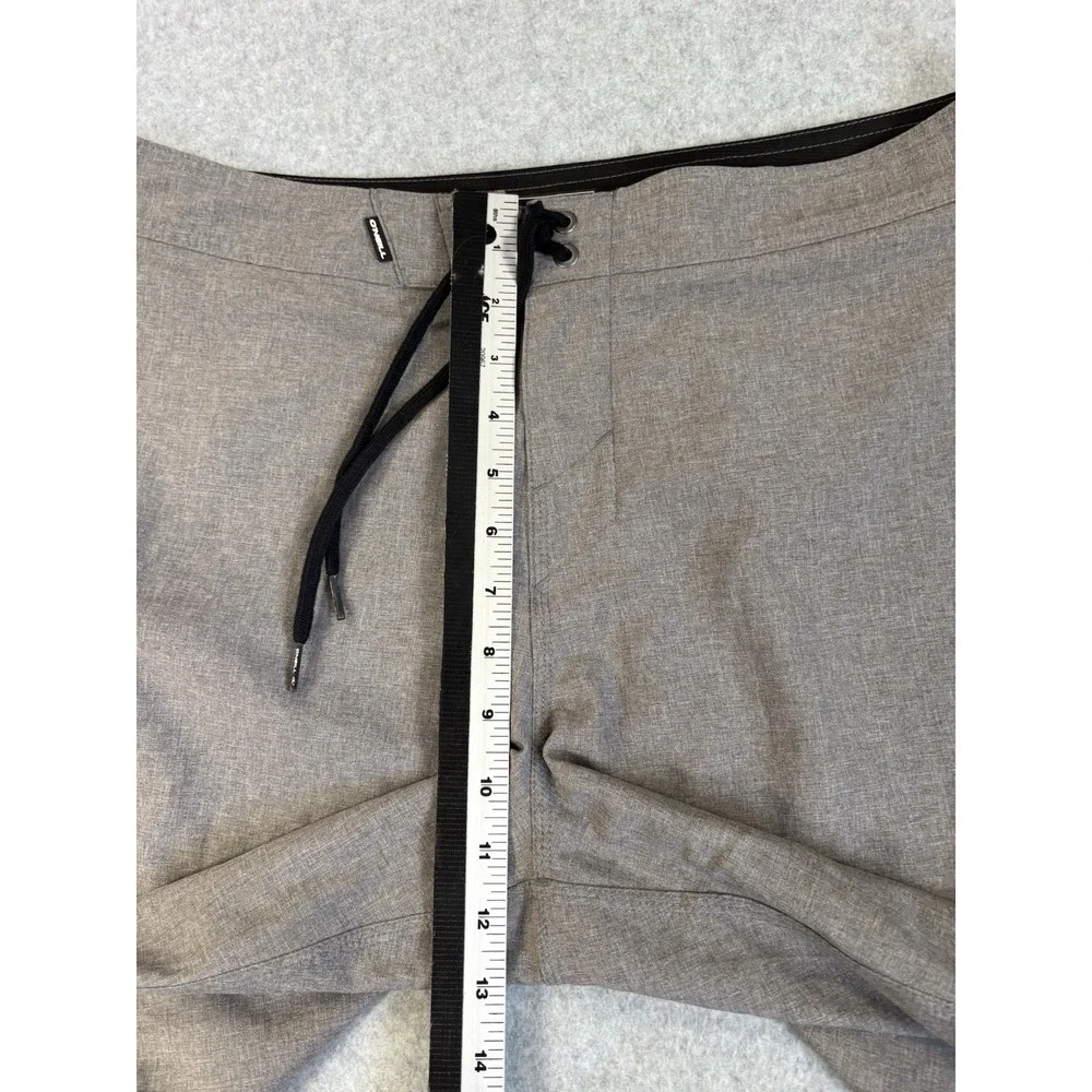 O'Neill Hyperfreak Boardshorts Mens 33 Grey Surf Core Gorpcore Minimalist Swim
